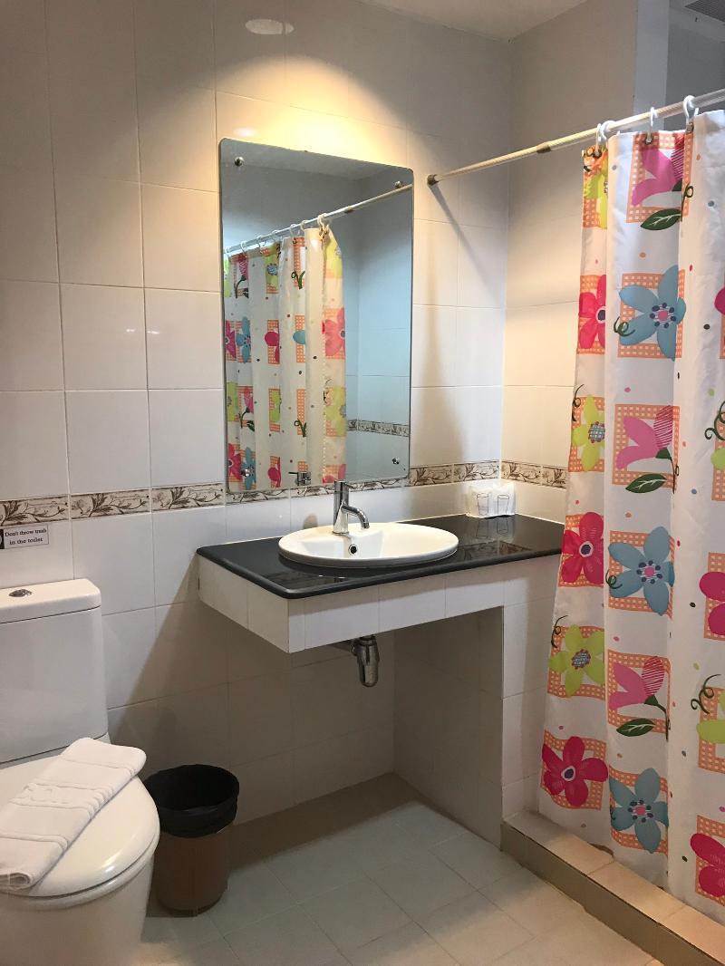 Neptuna By Maduzi Hotel 3*
