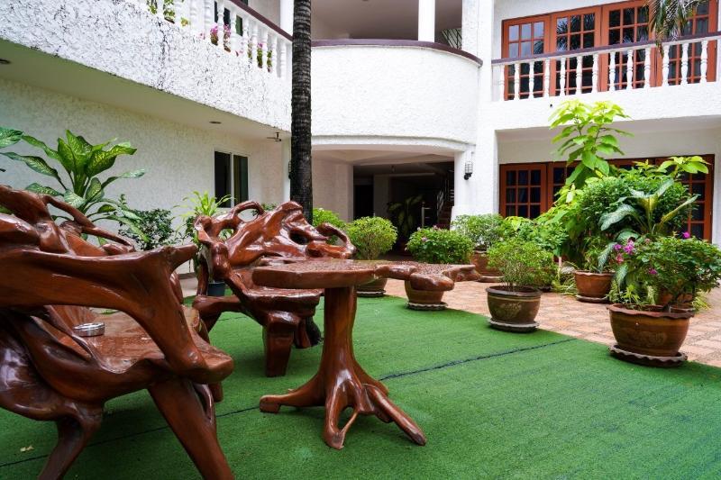 Neptuna By Maduzi Hotel