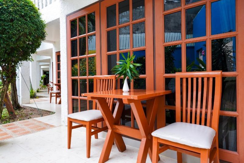 Hotel Neptuna By Maduzi 3*